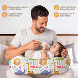 ADMIRAE feeding pillow with colorful animal print supporting baby bottle feeding and reducing arm strain