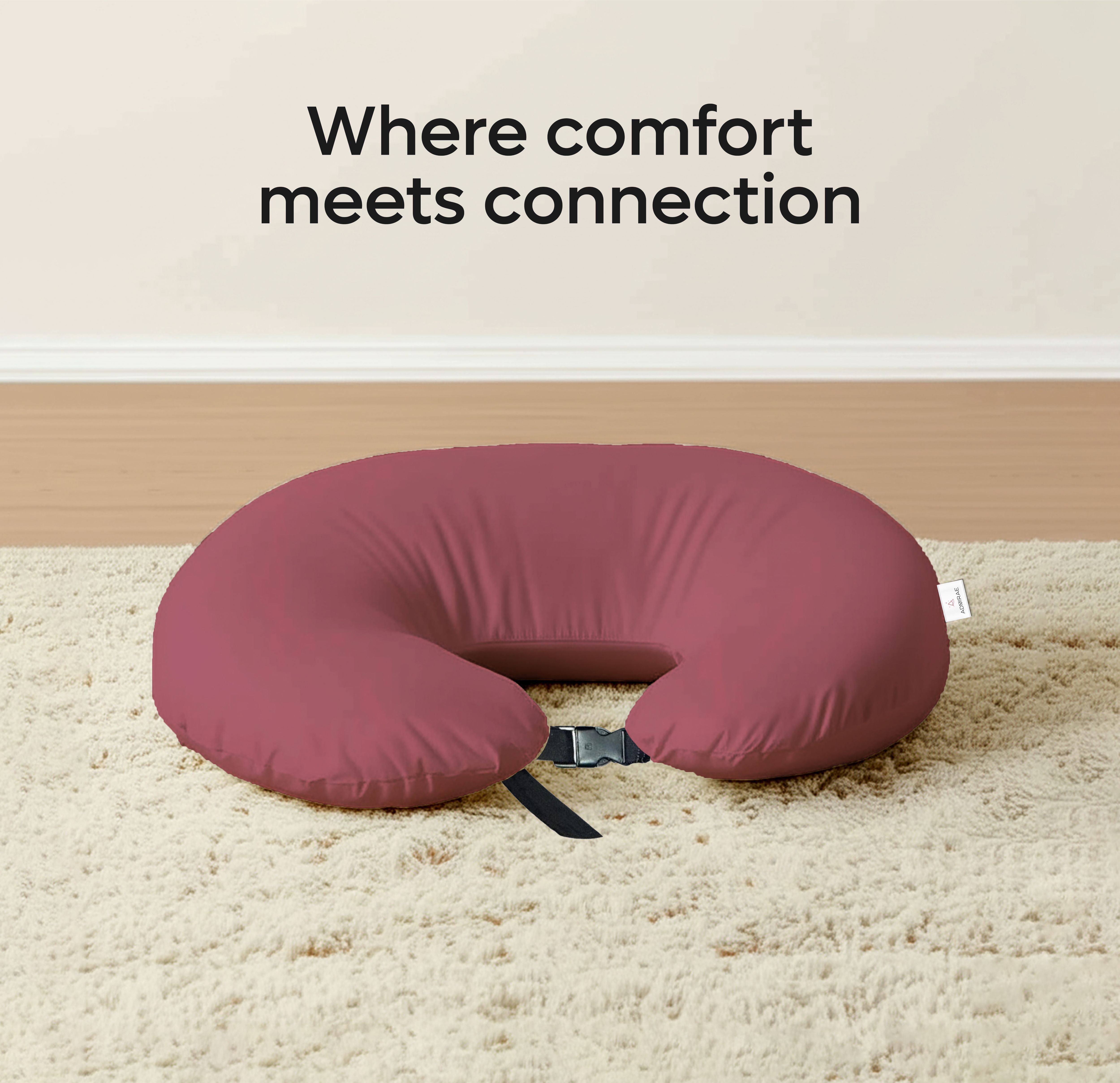 ADMIRAE feeding pillow with adjustable strap for comfortable baby feeding
